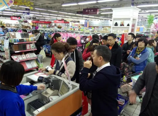 😃 AI智能名片商城系统的转介绍：极低成本的用户获取之道 😃